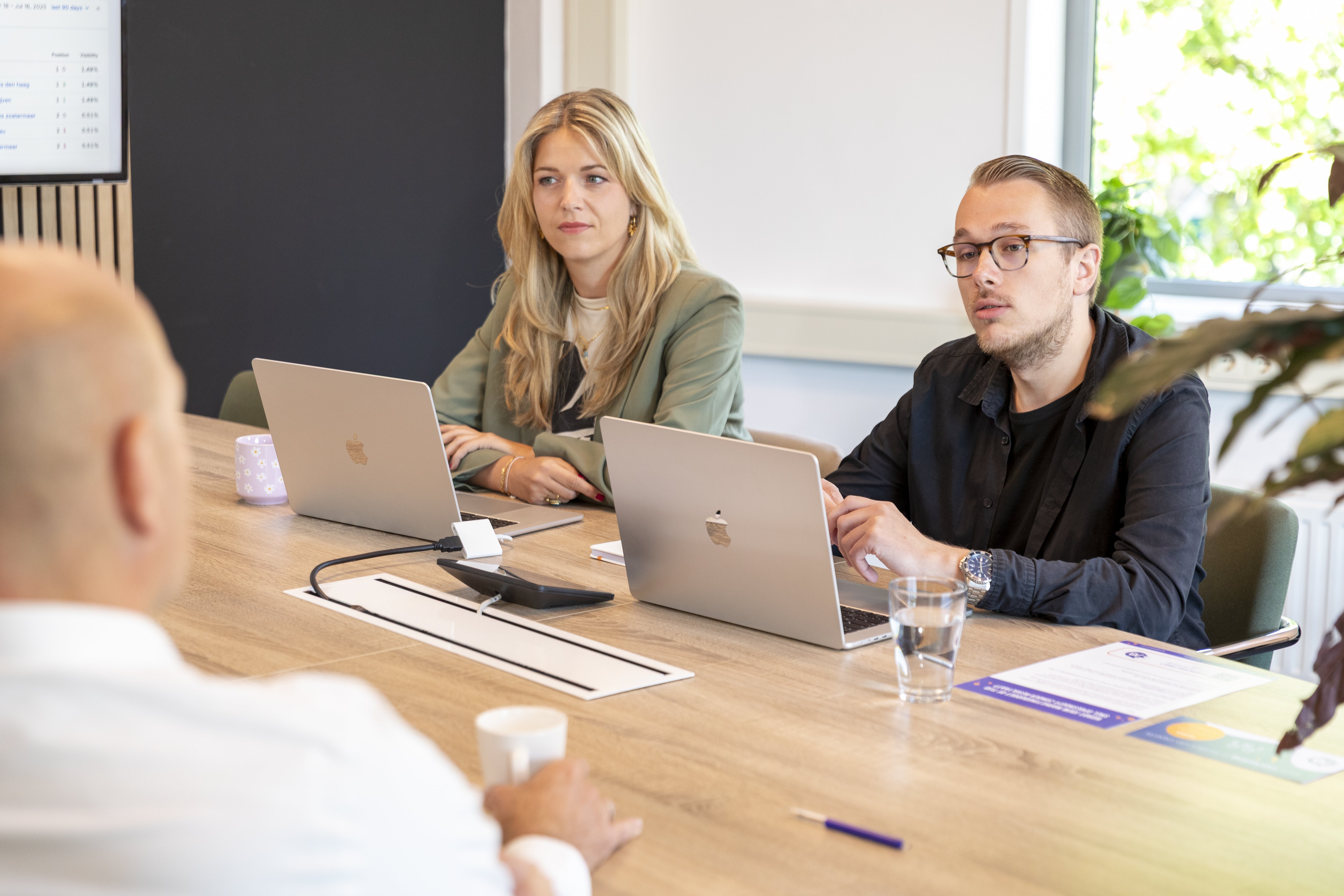 Een overleg over LinkedIn anno 2026