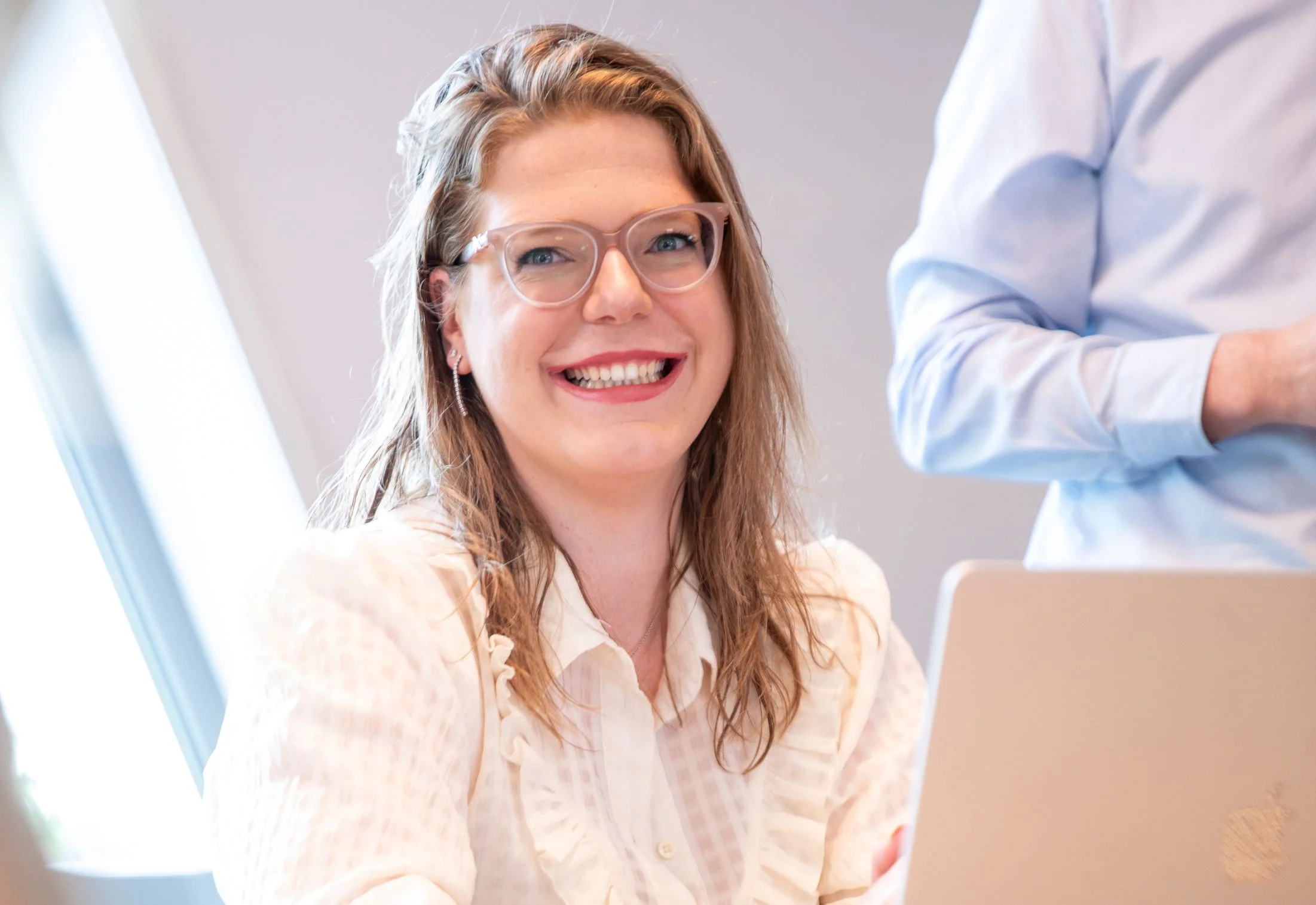 Andrea wil meer weten over adverteren in AI